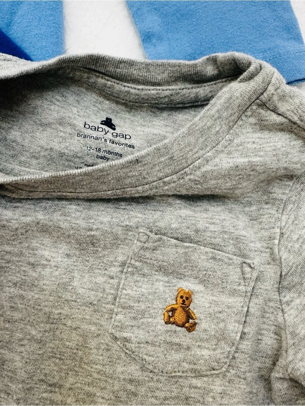 GAP long sleeve t shirt bundle of 4 12-18 mo